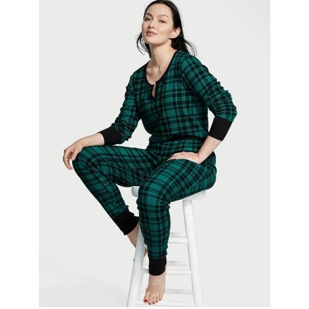 Last One! VS XL Short Thermal  Pajama Set Plaid Checkered PJ P.J. Christmas NWT